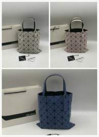 Picture of Issey Miyake Handbags _SKUfw94915600fw
